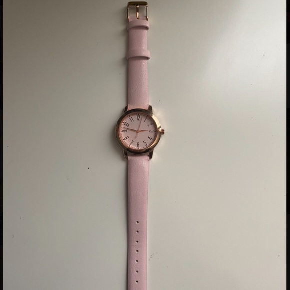 Rose gold watch - Picture 2 of 5